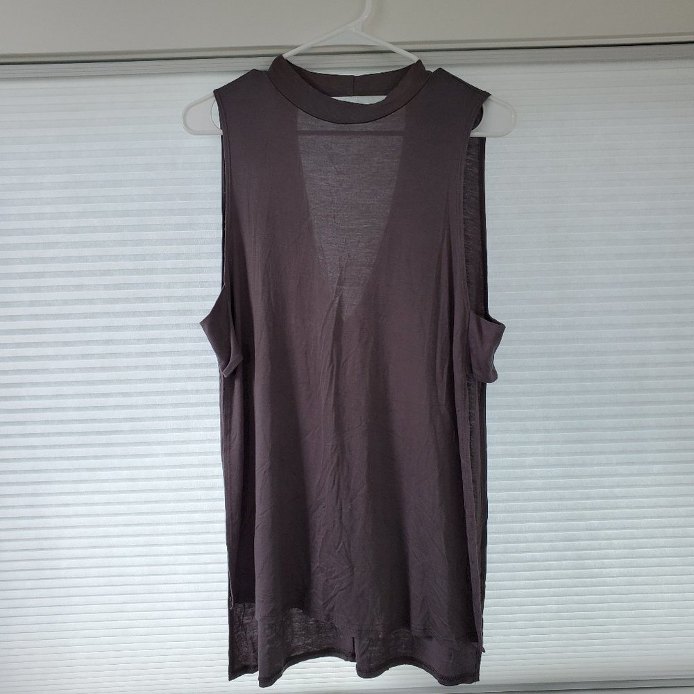 Gray Cut-Out Tank